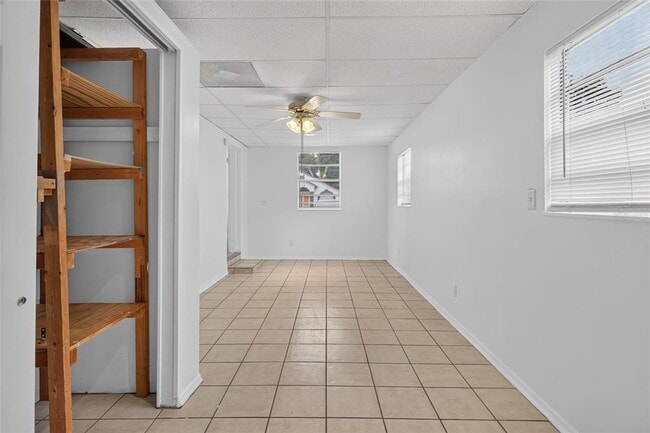 Building Photo - 7508 N Thatcher Ave