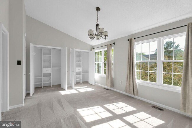 Building Photo - 5824 Wye Oak Commons Ct