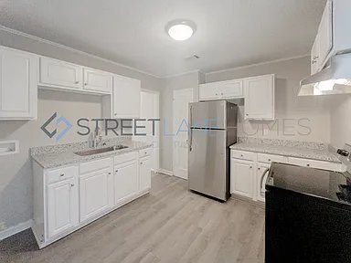 Building Photo - 3028 Acorn Rd