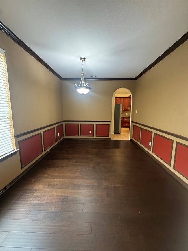 Building Photo - 25223 Hideaway Run Dr