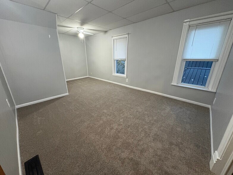 Bed 2 - 11 Highland Pl