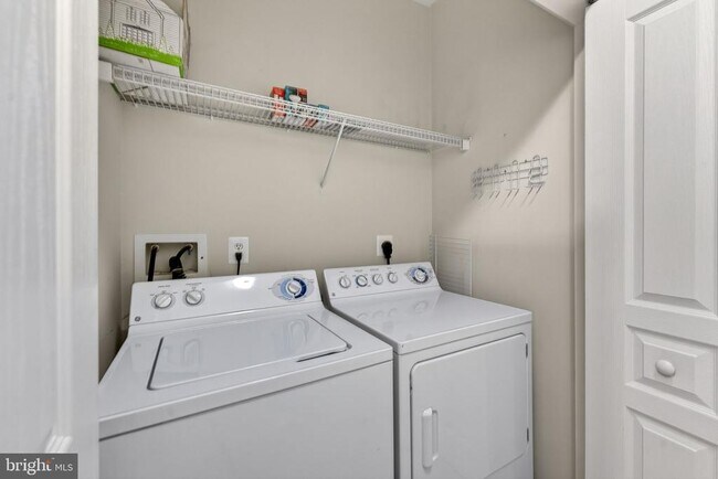 Building Photo - 12001 Market St