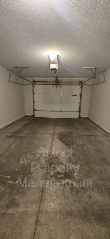 Building Photo - 2502 Alma St