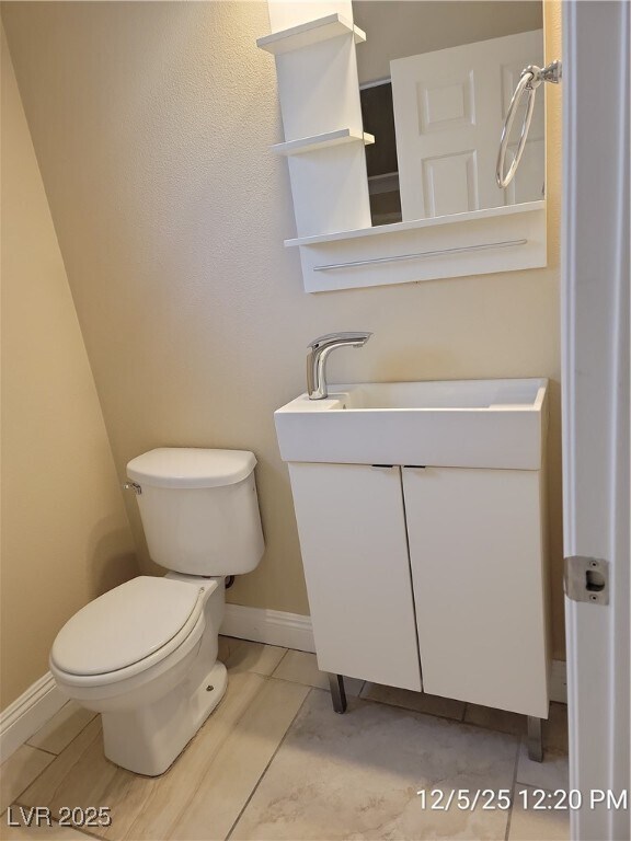 Building Photo - 5921 Royal Castle Ln