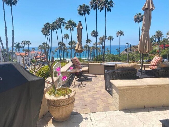 Building Photo - 501 Avenida Del Mar