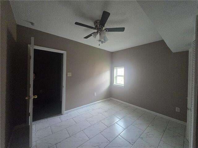 Building Photo - 4020 N Indigo Dr