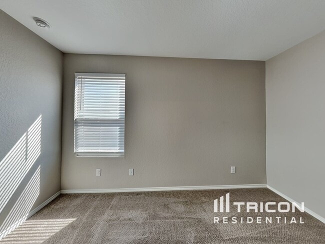 Building Photo - 9716 Marbach Brk