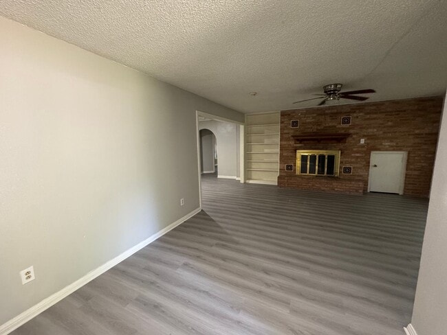 Building Photo - 3500 Sturgis Ln