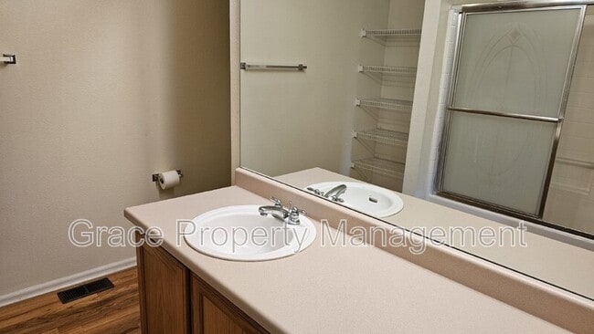 Building Photo - 502 W 91st Dr