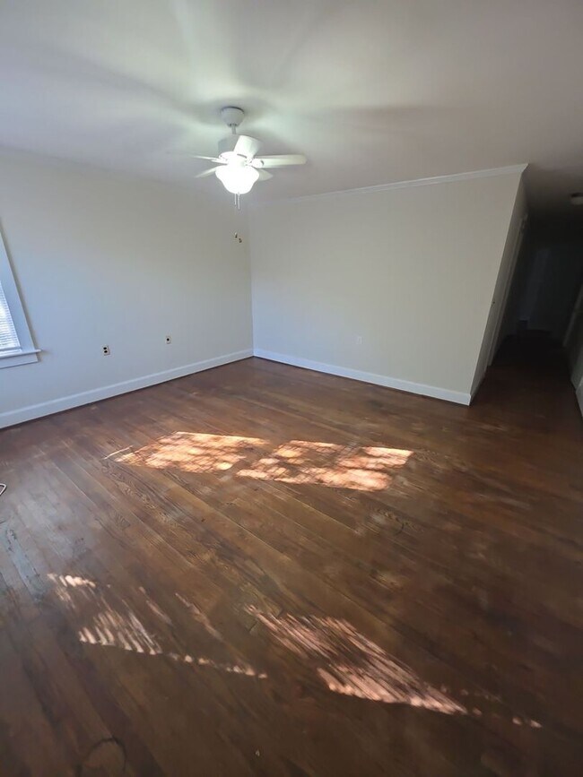 Building Photo - 58 Davis Ave