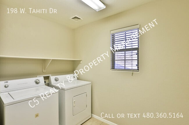 Building Photo - 198 W Tahiti Dr