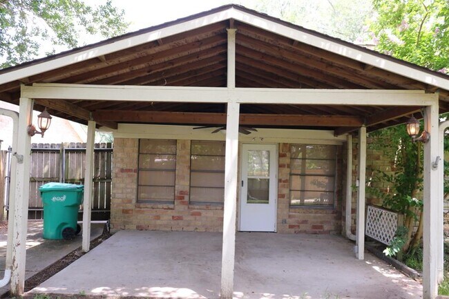 Building Photo - 9846 Sagepike Dr