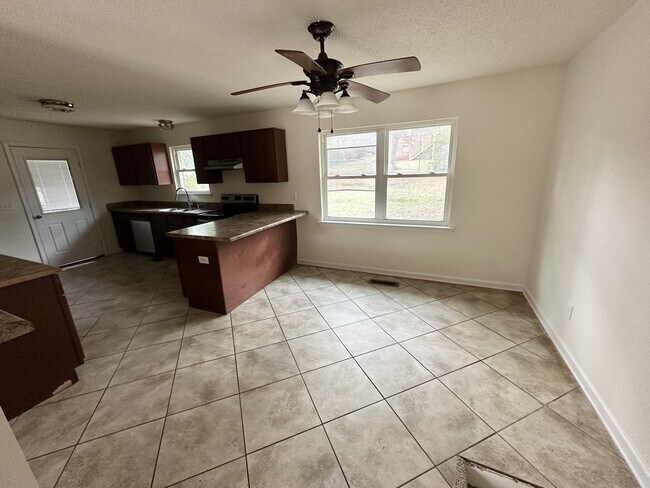 Building Photo - 2508 Arcadia Pl