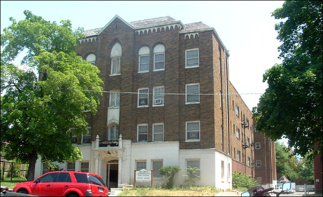 Alternate Building View - Piccardy Apartments