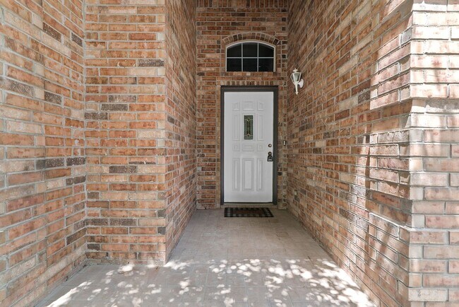 Building Photo - 4116 Whisper Point