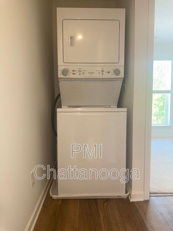 Building Photo - 4162 Tillie Cir