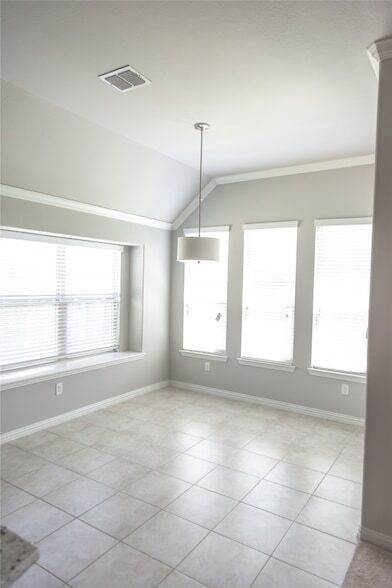 Building Photo - 16108 Gladewater Terrace