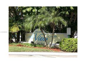 Building Photo - 2880 N Oakland Forest Dr