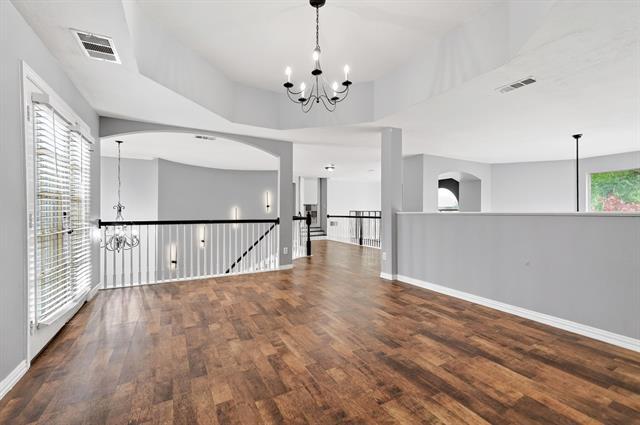 Building Photo - 8310 Sawgrass Ln