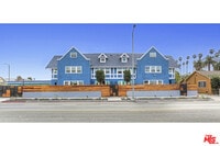 Building Photo - 1952 W 48th St