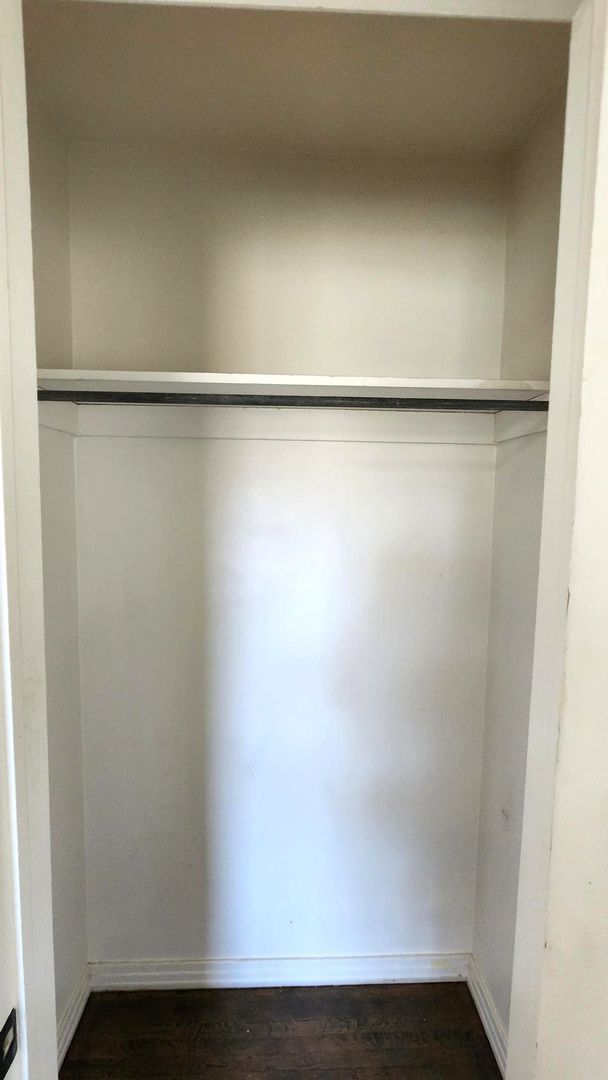 Building Photo - 3 BED 1 Bath Home Andys Sub Addition Bethany, OK