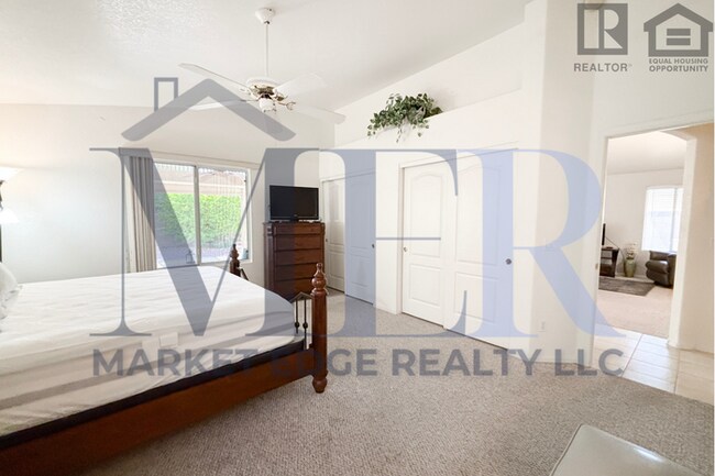 Building Photo - 2Bed/2Bath Home in 55+ Community in Peoria...