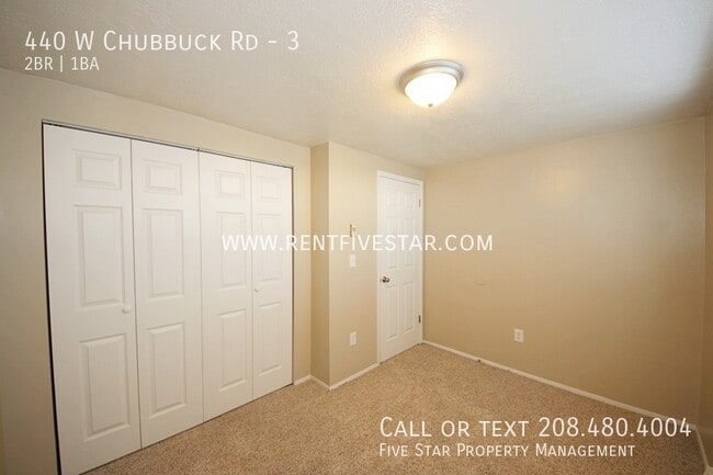 Building Photo - 440 W Chubbuck Rd