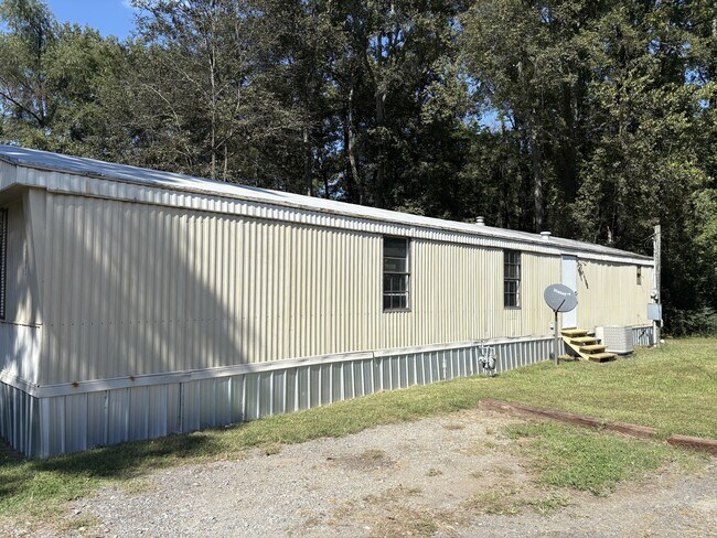 Primary Photo - 2120 Cliffwood Rd