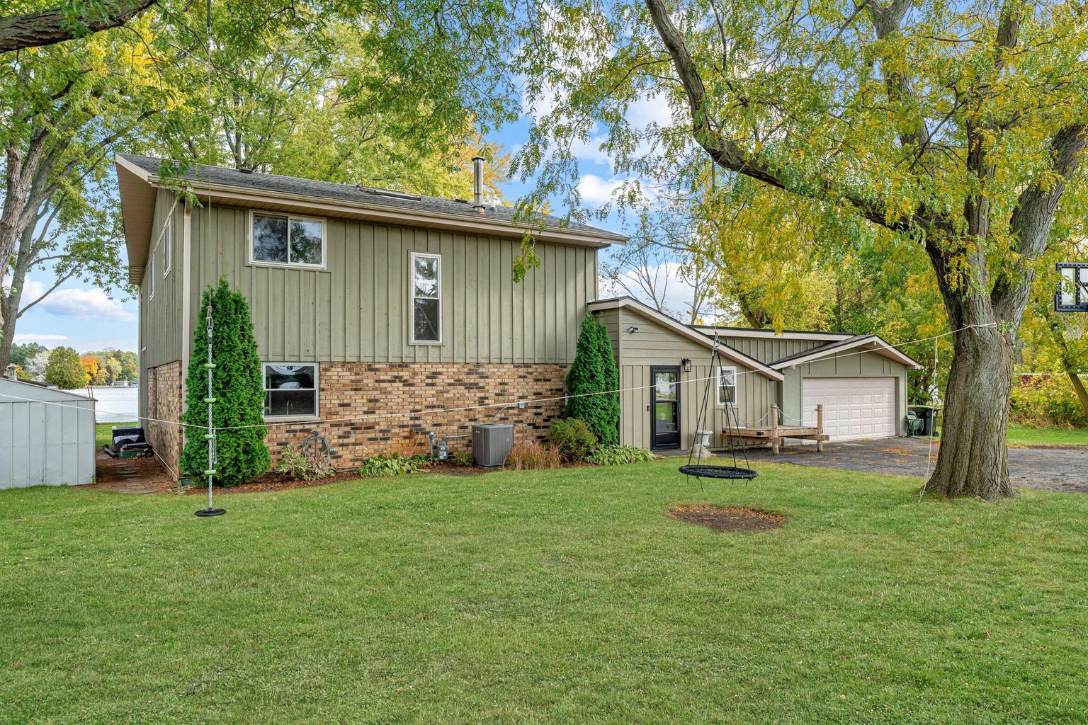 Building Photo - 7609 N Tichigan Rd