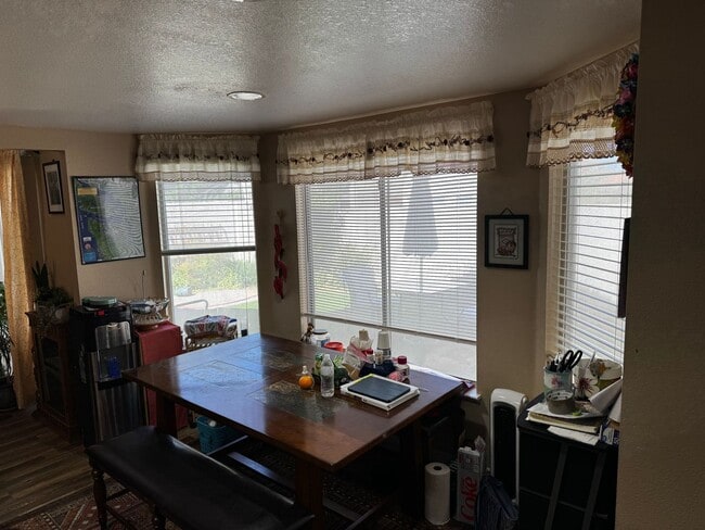 Building Photo - Desert Shores Living. Cul-De-Sac. Downstairs Bed