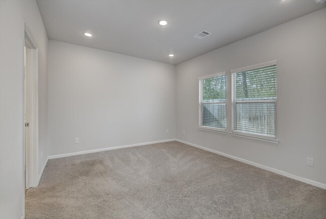 Building Photo - 16517 Opportunity Wy