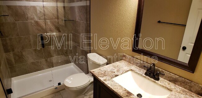 Building Photo - 10740 Windridge Ct