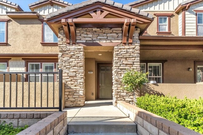 Building Photo - 28687 N Pietro Dr