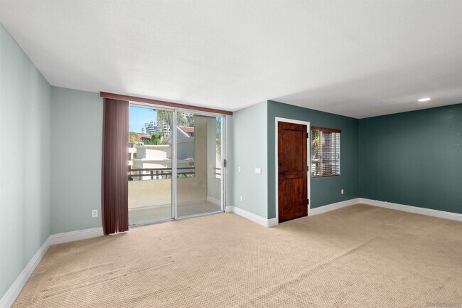 Building Photo - 3957 Nobel Dr