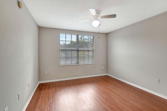 Building Photo - 15155 Michelangelo Blvd