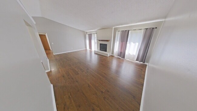 Building Photo - "3-Bedroom Haven with Modern Comforts on South Adele Circle!"