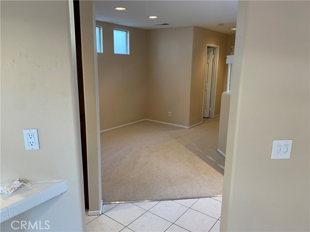 Building Photo - 6387 Blossom Ln
