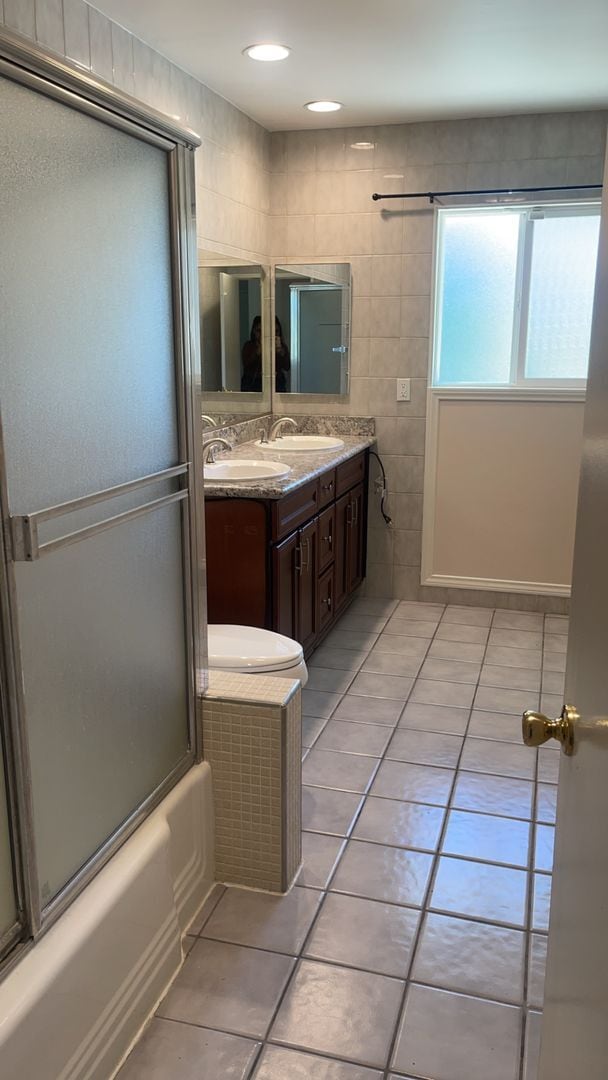 Building Photo - Beautiful 3 Bedroom, 2 Bathroom Home in Rancho Palos Verdes – Available in April!