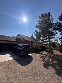 Building Photo - Fish Springs Hime for Rent.