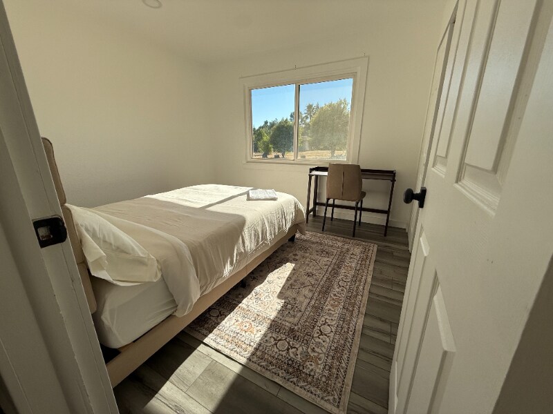 Building Photo - 4552 Alta Mesa Dr