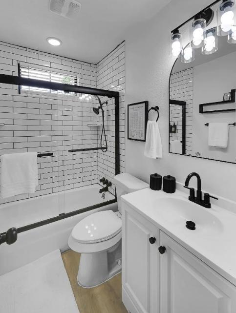 Building Photo - 122 E Comay Cir