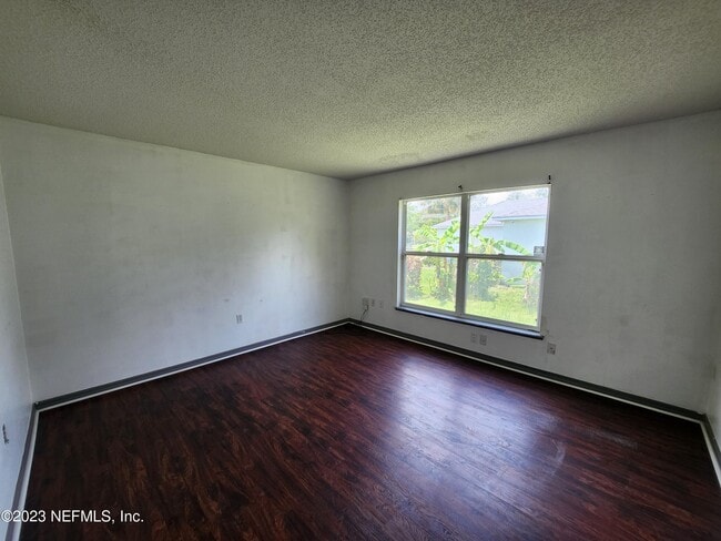 Building Photo - 7431 Overland Park Blvd