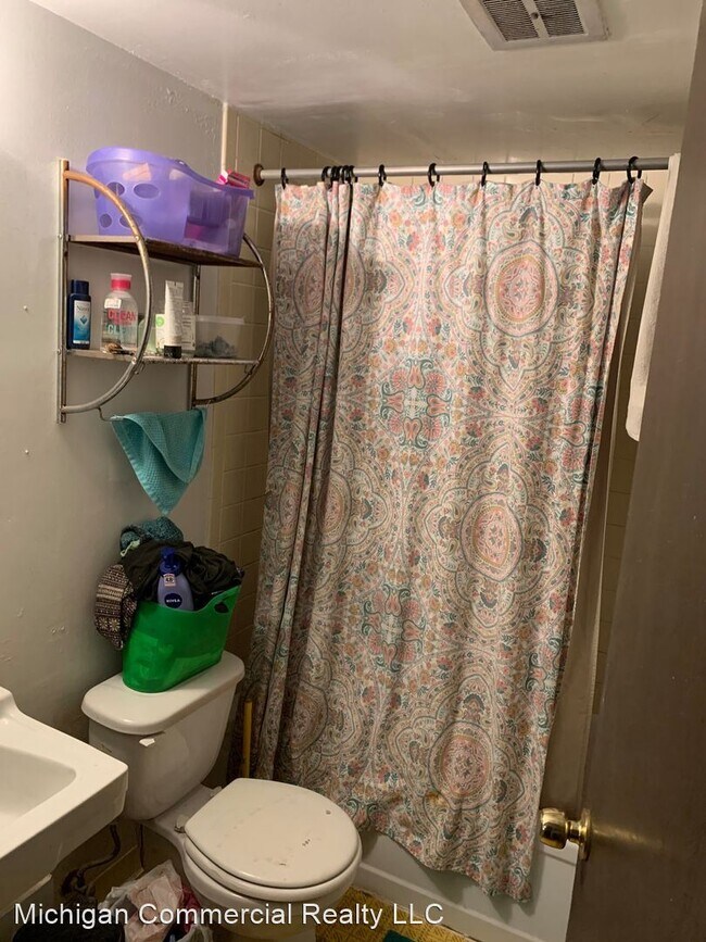 Building Photo - 110 Hill St