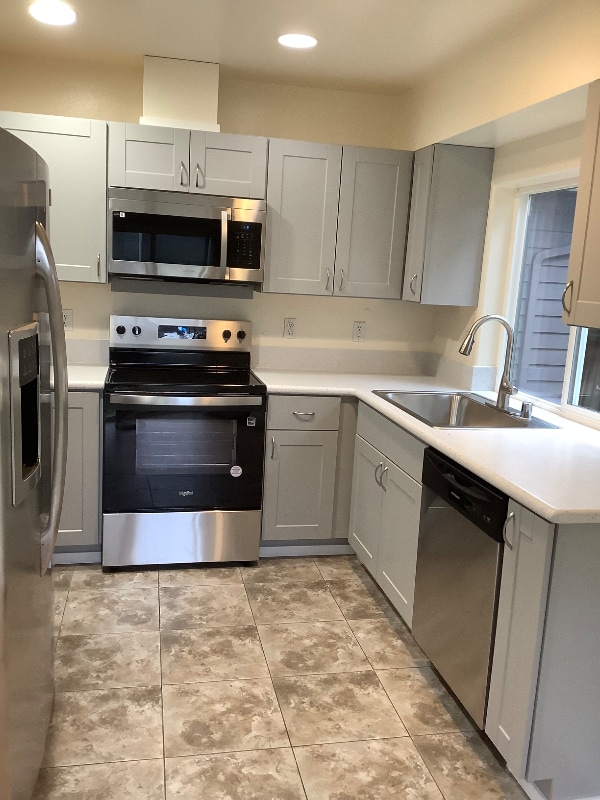 Building Photo - 829-121 121st St SW