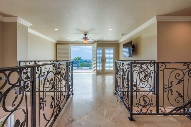 Building Photo - 6711 Blue Point Dr