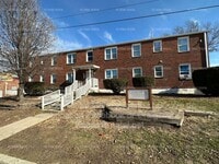 Building Photo - 901 N 16 St