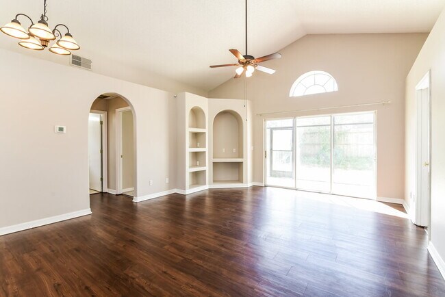 Building Photo - 2151 Blackhawk St