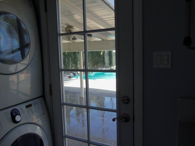 Door out - 6623 Babcock Ave