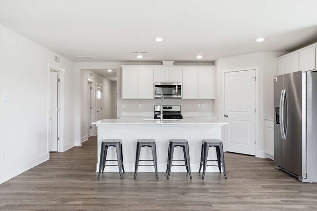 Building Photo - Welcome Home to This Beautiful 4-Bedroom Ranch-Style Gem