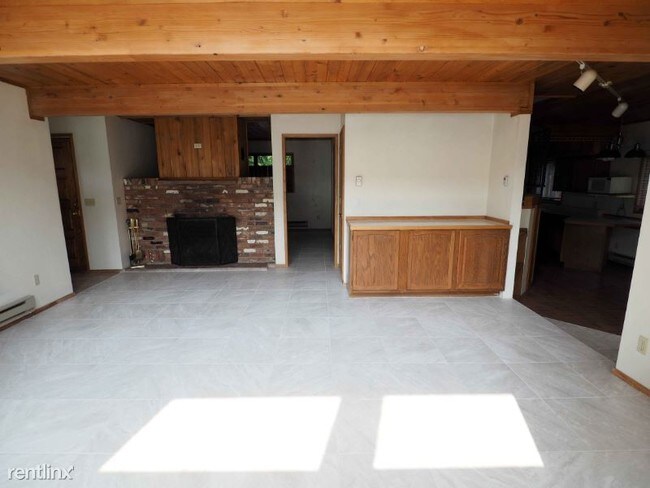 Building Photo - 1 br, 2 bath House - 520 BEVERLY HILLS Blvd